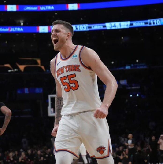 New York Knicks Isaiah Hartenstein 1st player in franchise history to record 10-20-5 stat line since 2002